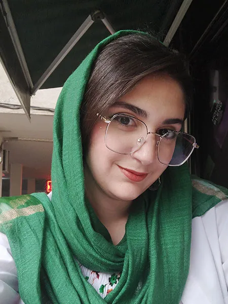 استاد الیکا شفیعی</p>
<p>