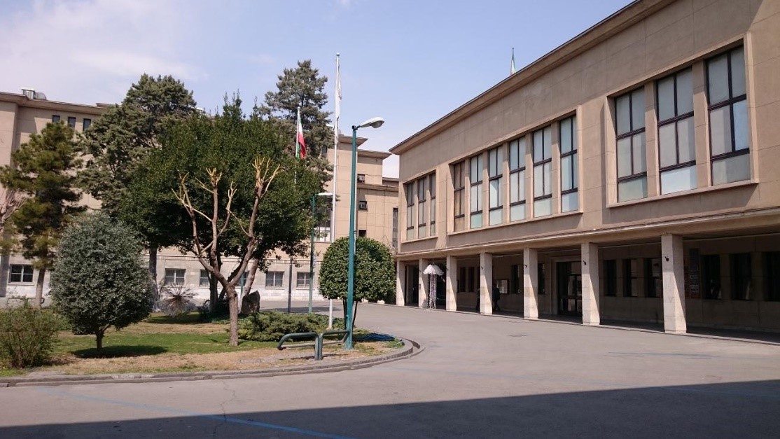 fine-arts-campus-university-tehran